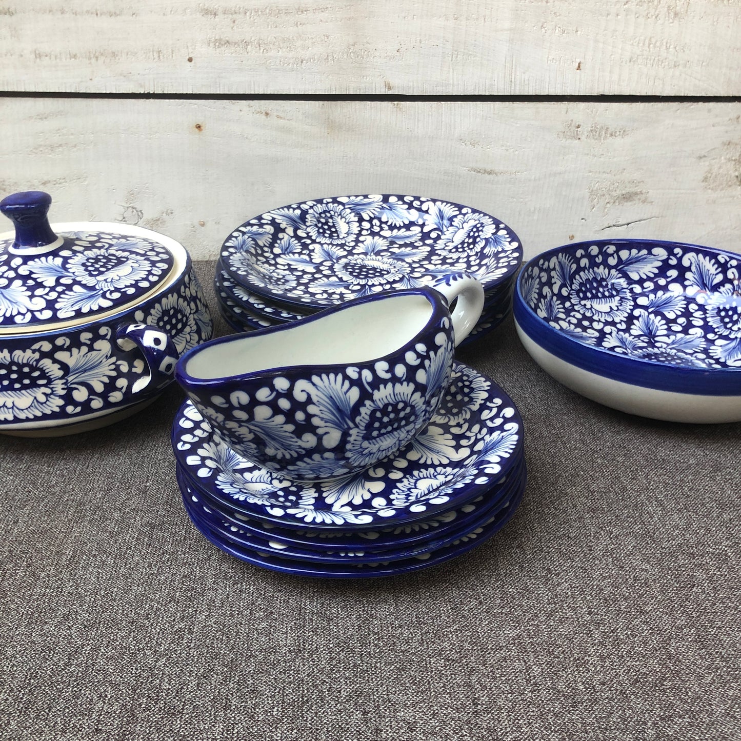 Blue Flower Dinner Set for 4 Persons