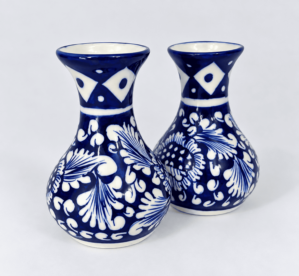 Blue Flower Tinny Vase - Set of 2