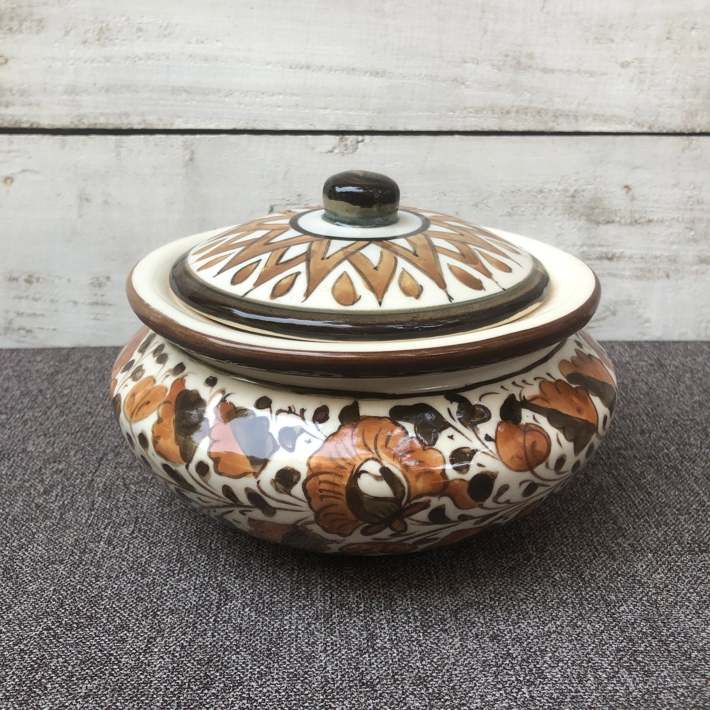 Brown Leaf Small Handi